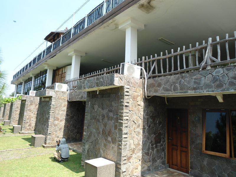 Detuik Resto Resort Bandung Bagian luar foto